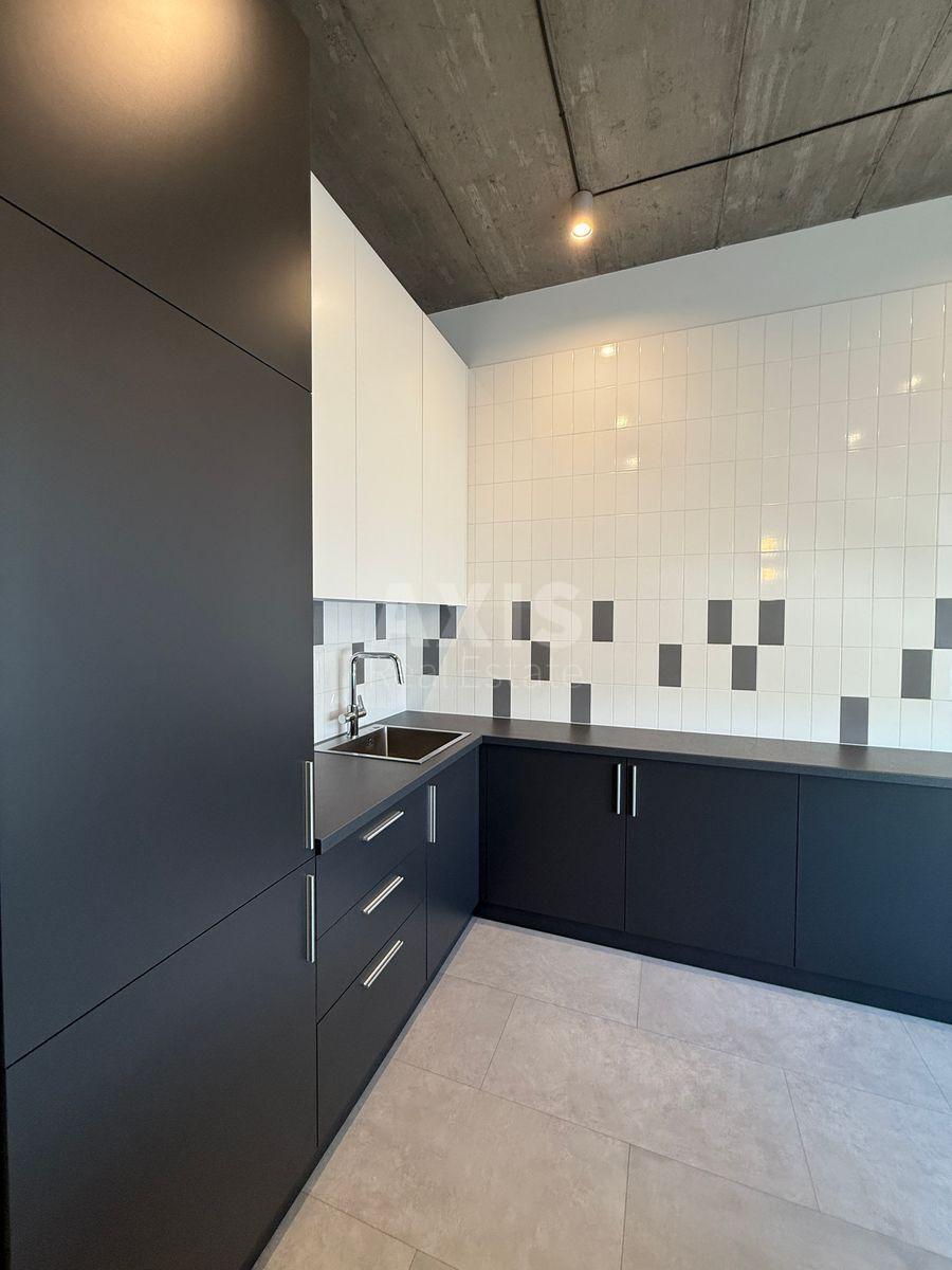 Office vul. Pan'kivs'ka 20/82, 140m27