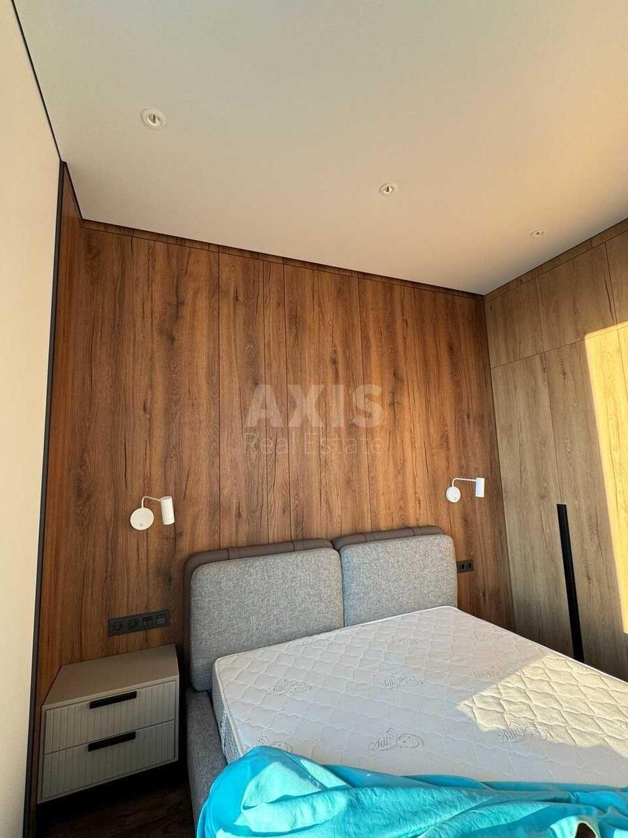2k apartment vul. Hohlovyh Sim'i' 80