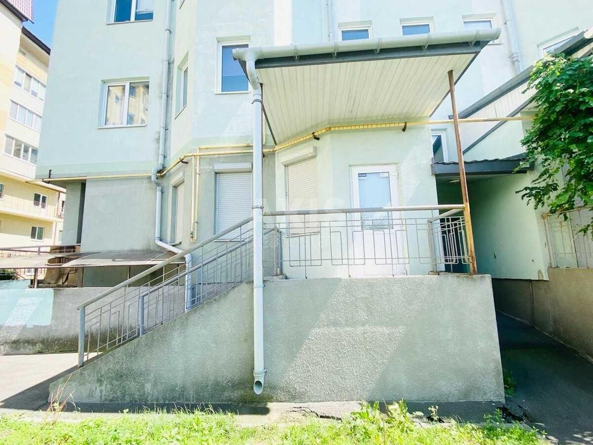 Office vul. Djachenka Ivana 20, 80m2588010