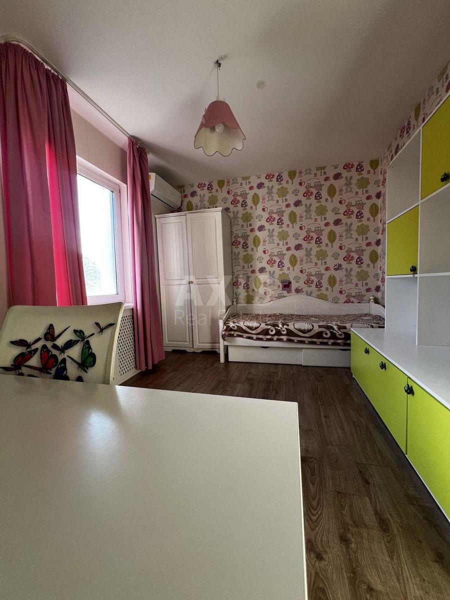 2k apartment vul. Dragomanova 2Б