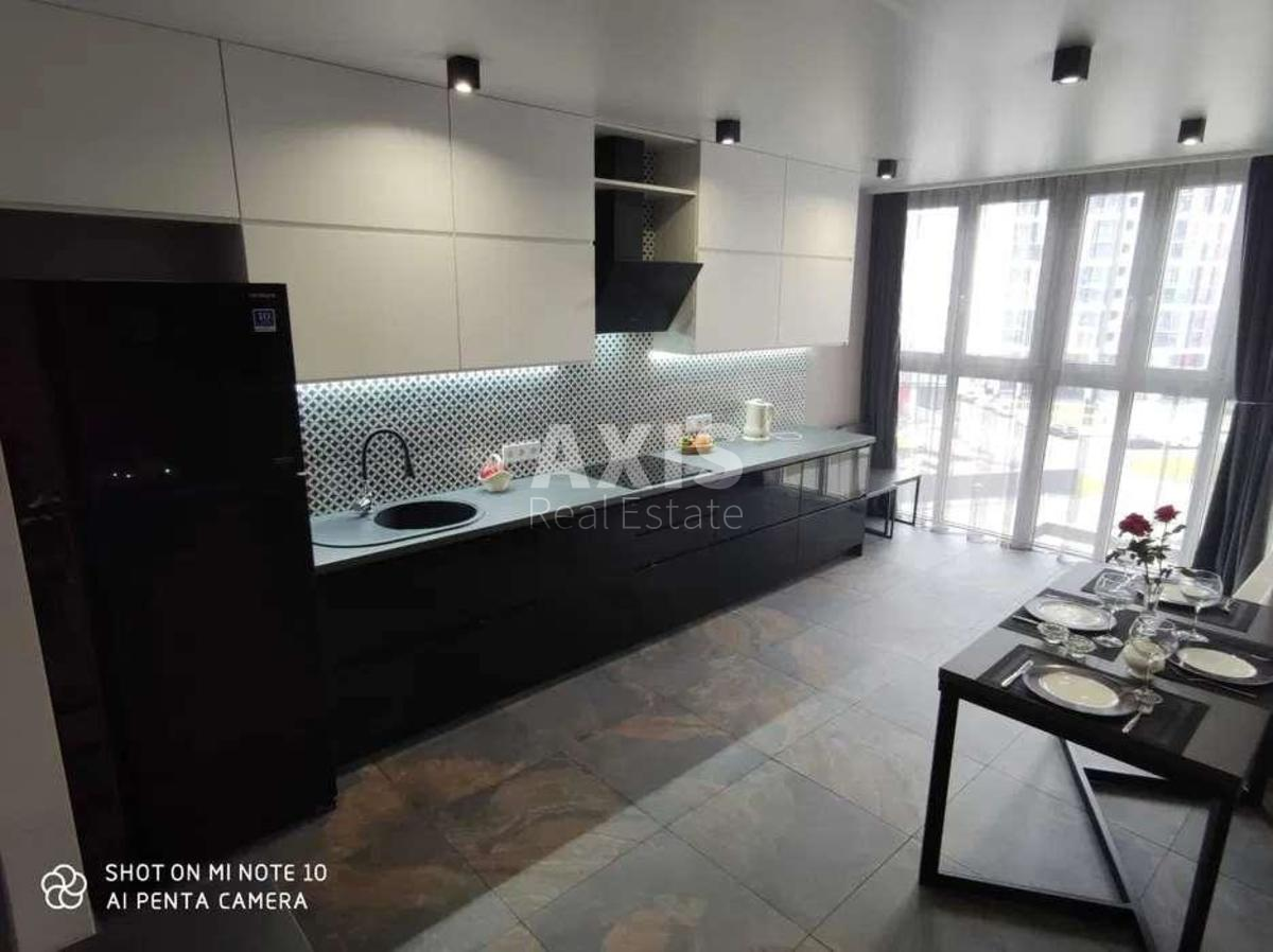 1k apartment vul. Kahovs'ka 60