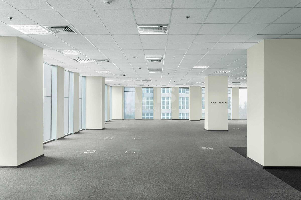 Office vul. Amosova Mykoly 12, 470m20