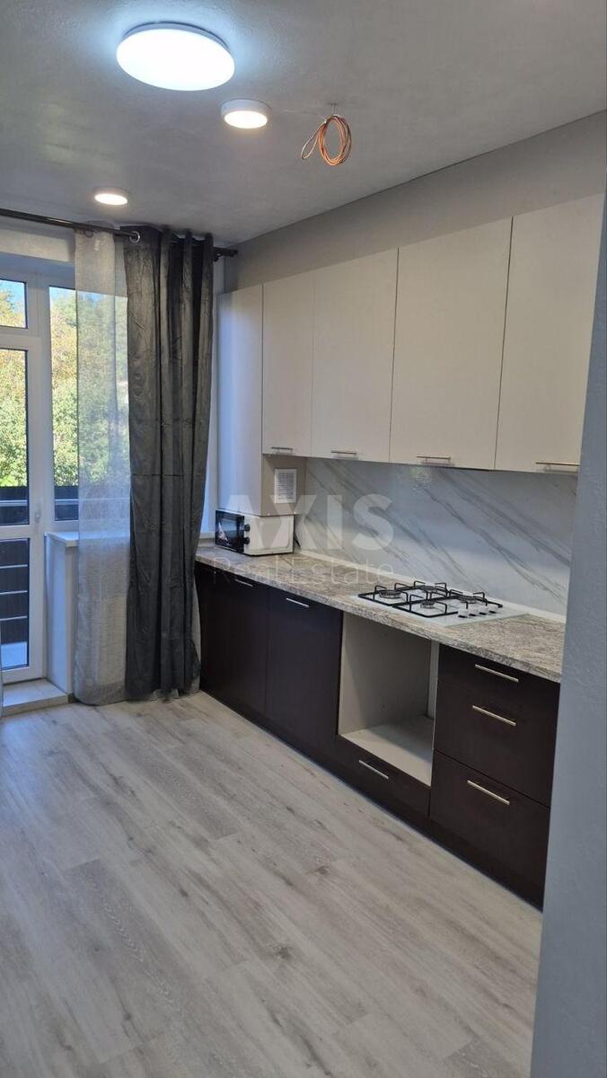 2к квартира ул. Телиги Елены 15633840