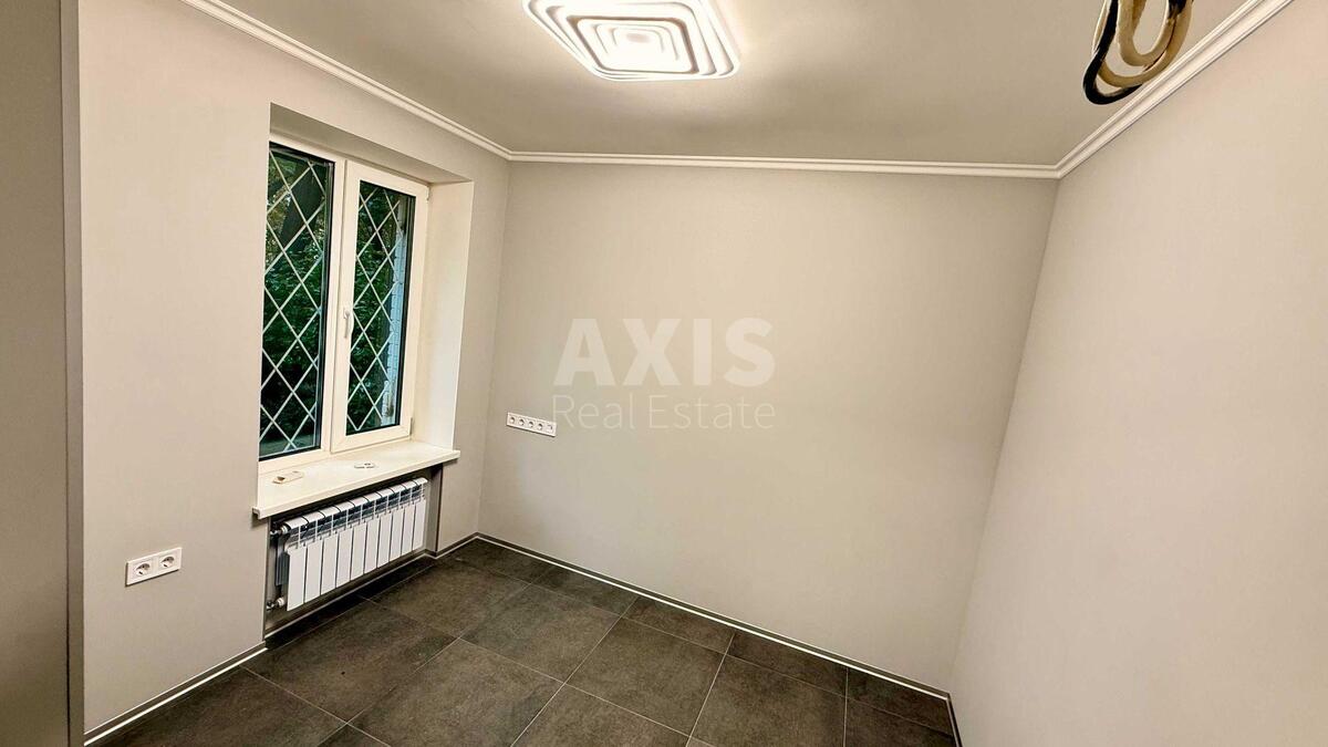 Office vul. Kudri Ivana 27, 50m2594333