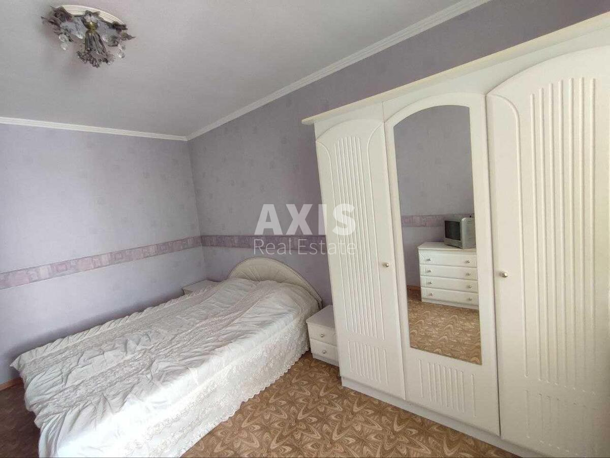 2к квартира ул. Ахматовой Анны 7/151