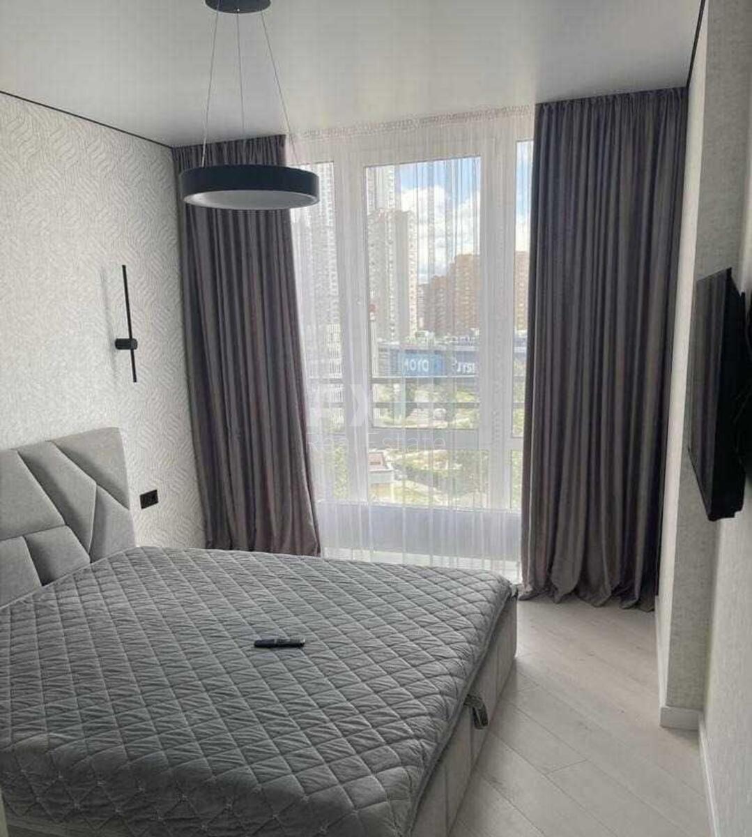 3k apartment nab. Dniprovs'ka 18627021