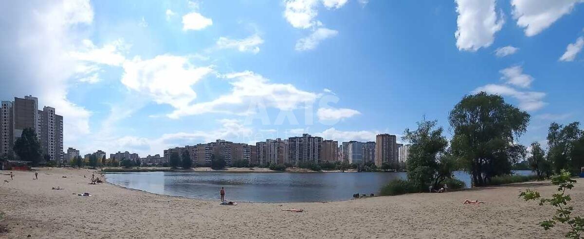 4к квартира ул. Ревуцкого 1313