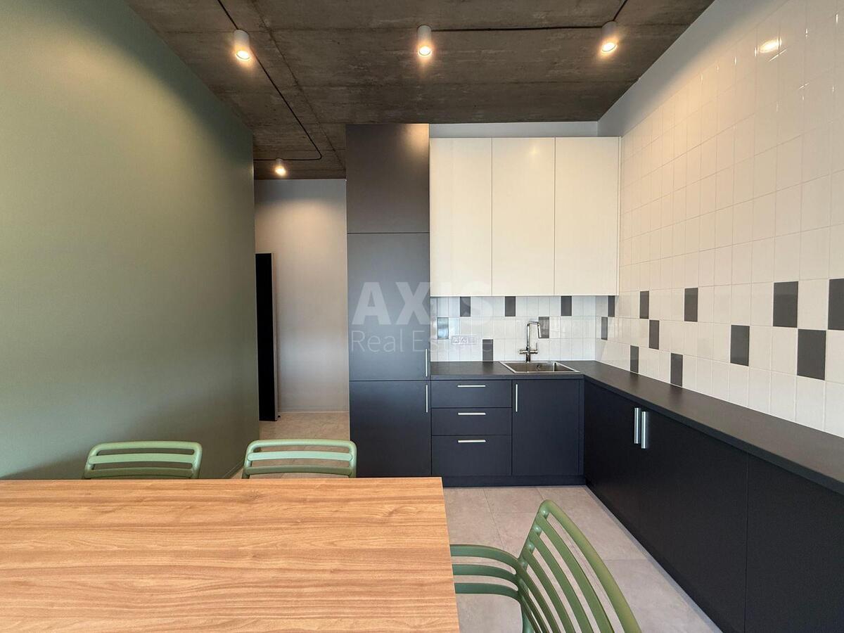 Office vul. Pan'kivs'ka 20/82, 140m28
