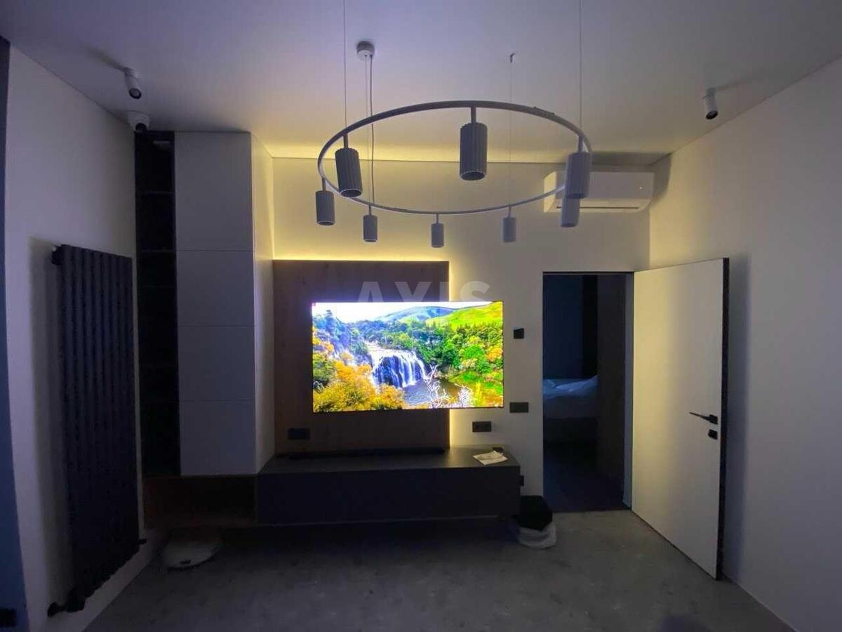 2k apartment vul. Hohlovyh Sim'i' 81