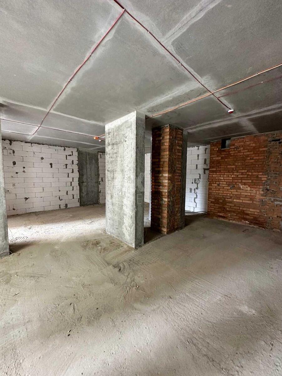 Trade object vul. Zabolotnogo Akademika 15, 60m21