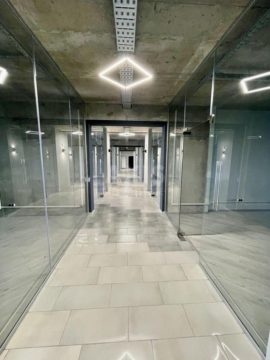 Office vul. Ushyns'kogo 40, 1500m2586614