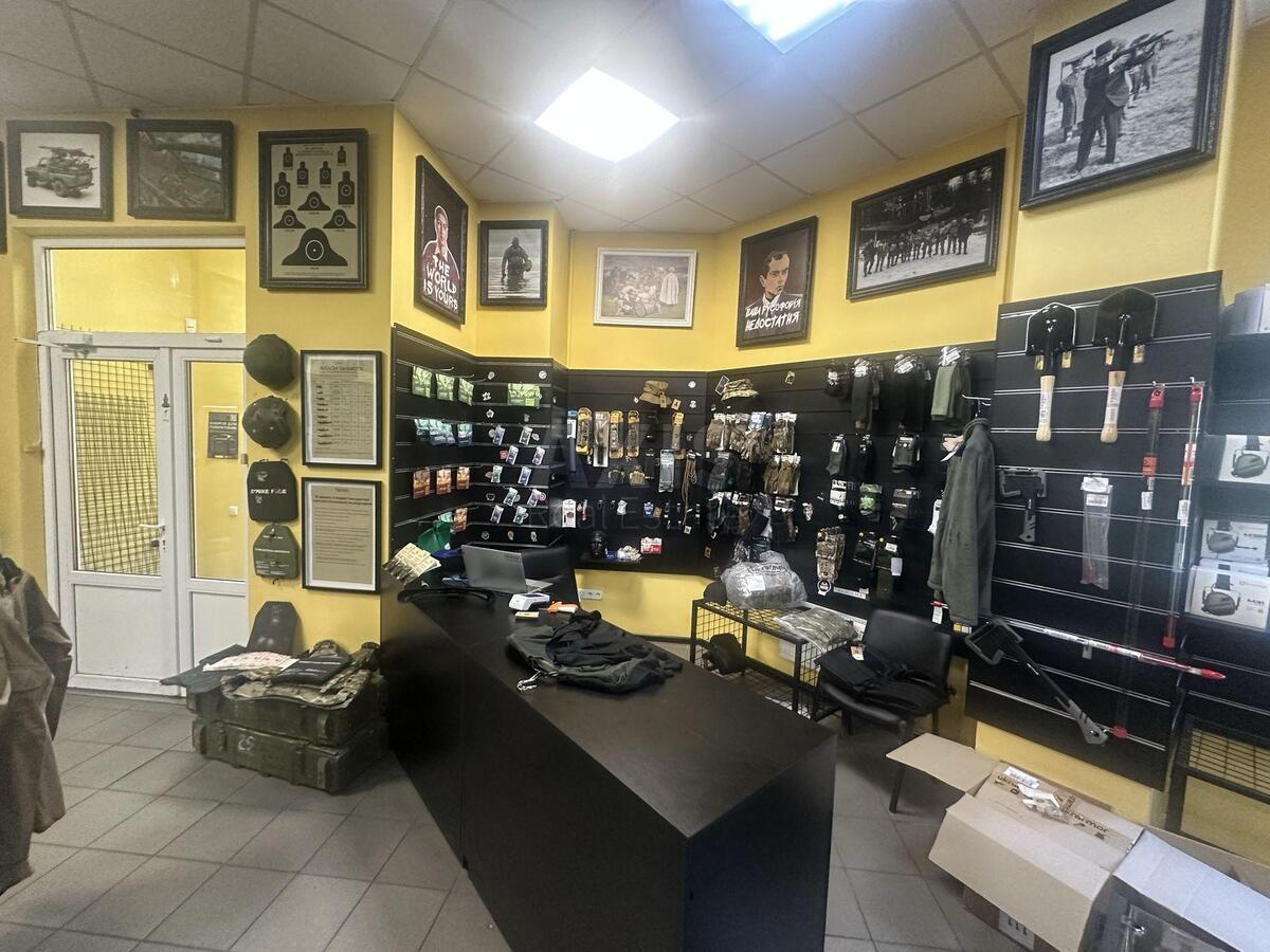 Объект торговли ул. Окипной Раисы 8, 97м21