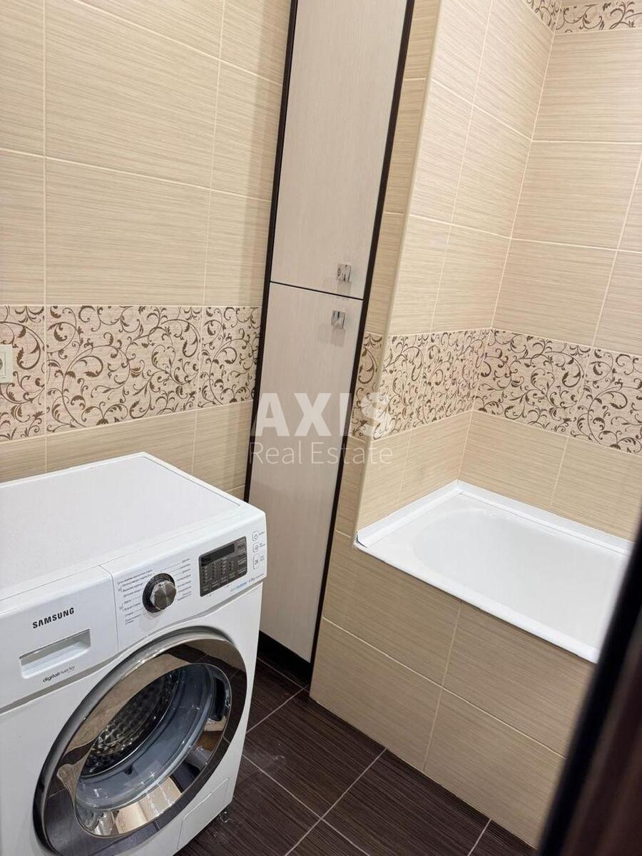 2k apartment vul. Bilec'kogo Akademika 18588277