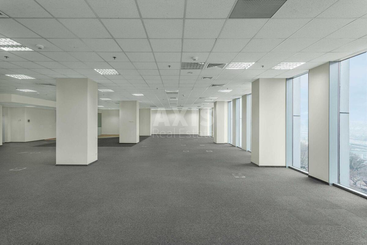 Office vul. Amosova Mykoly 12, 470m21