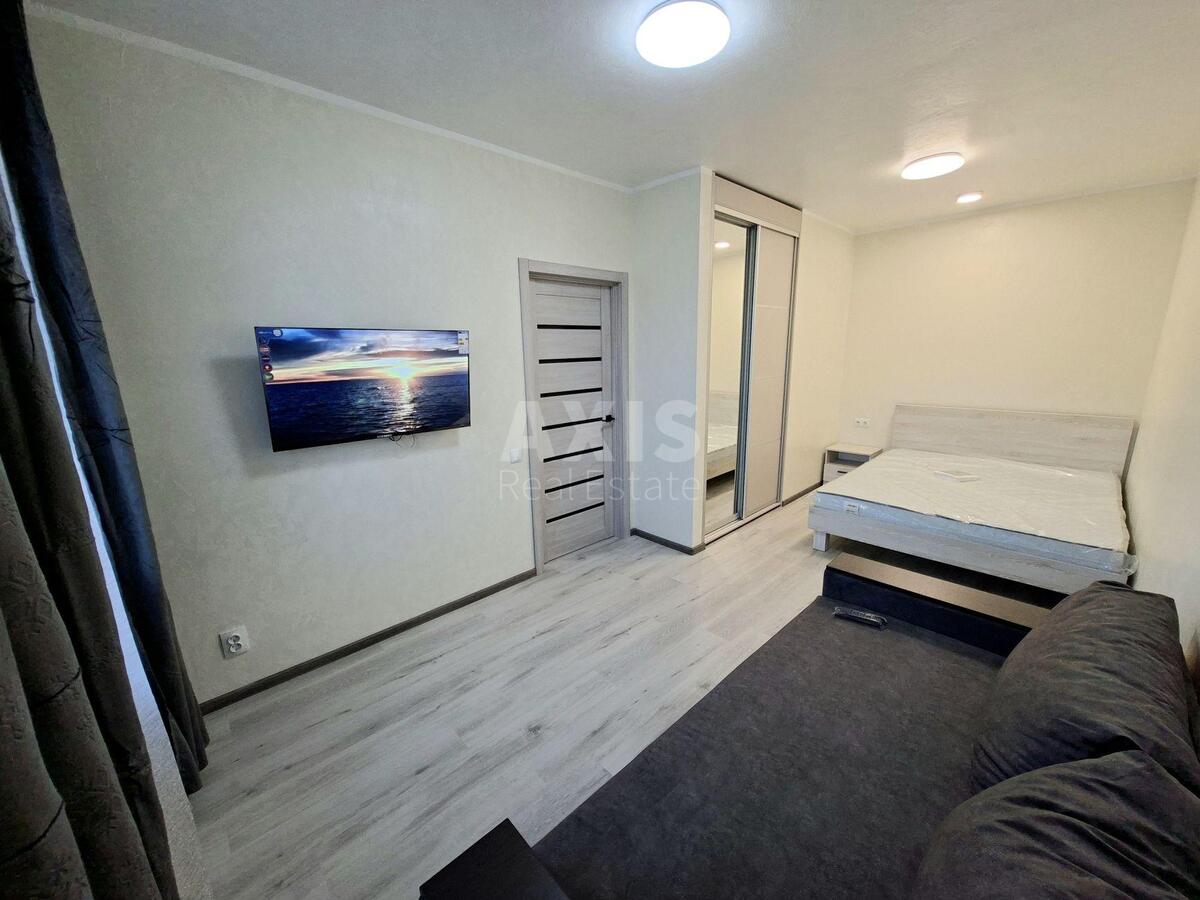 2k apartment vul. Teligy Oleny 15633841