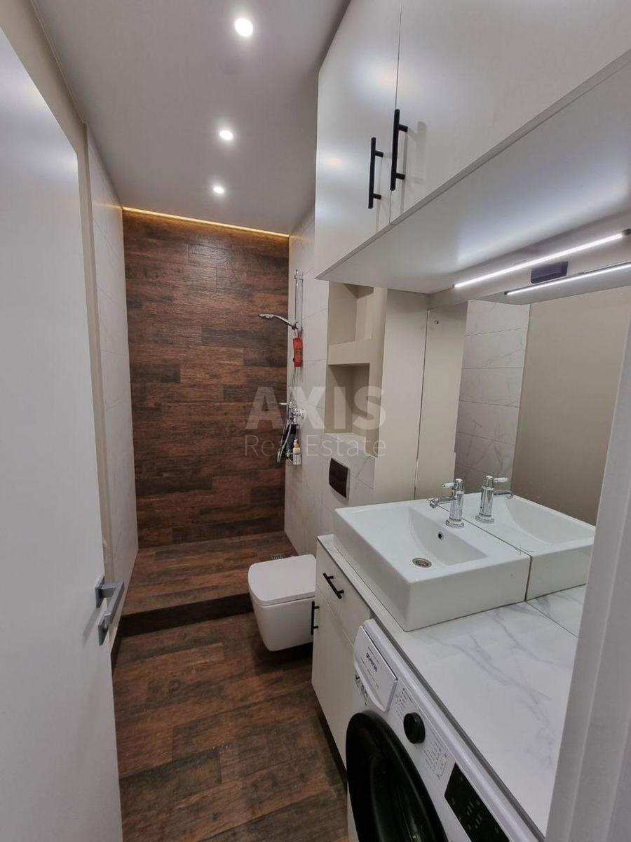 1k apartment vul. Kvitky Cisyk 326