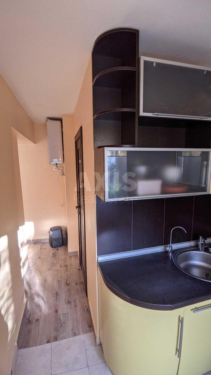 2к квартира узв. Печерський 8