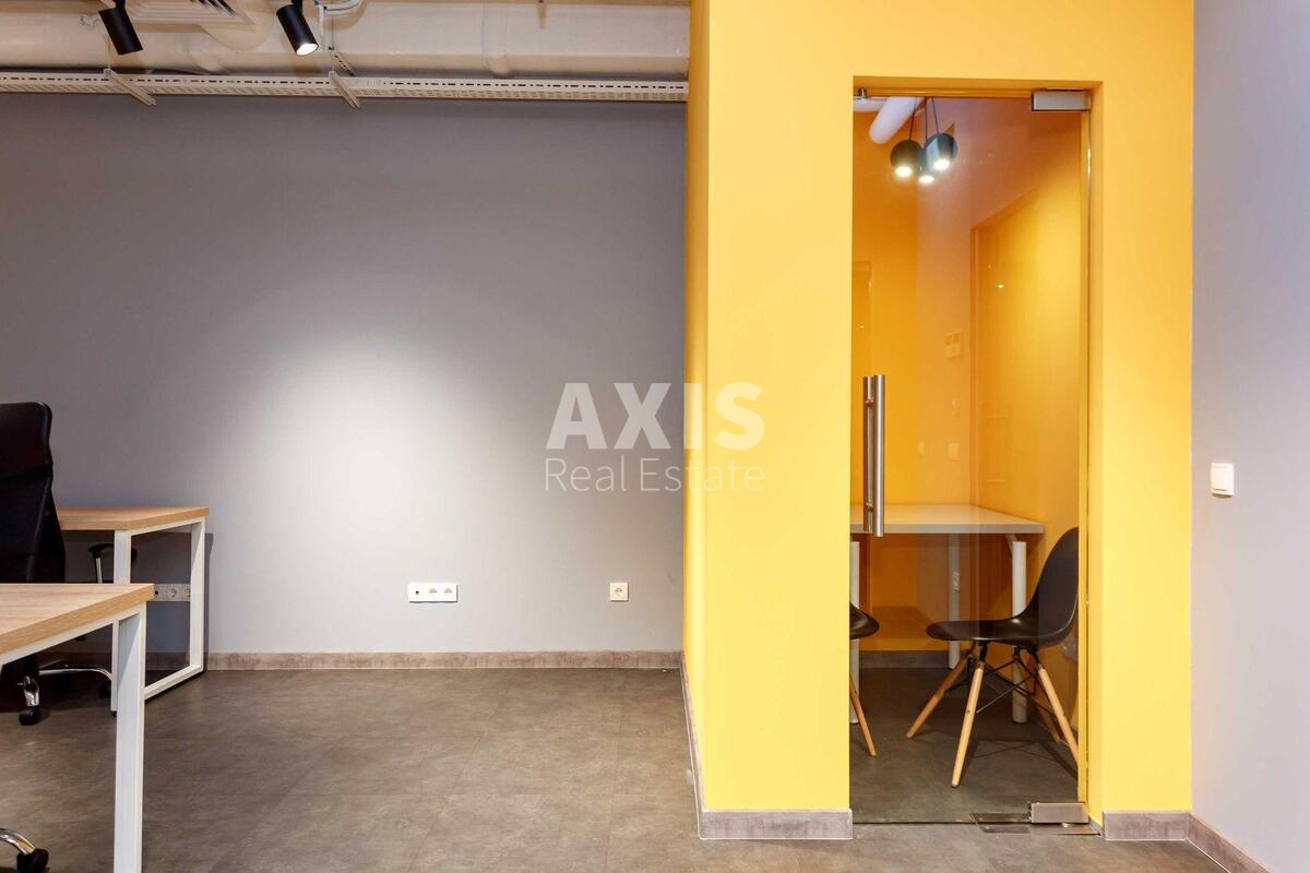 Office vul. Jaroslavs'ka 1/3, 380m28