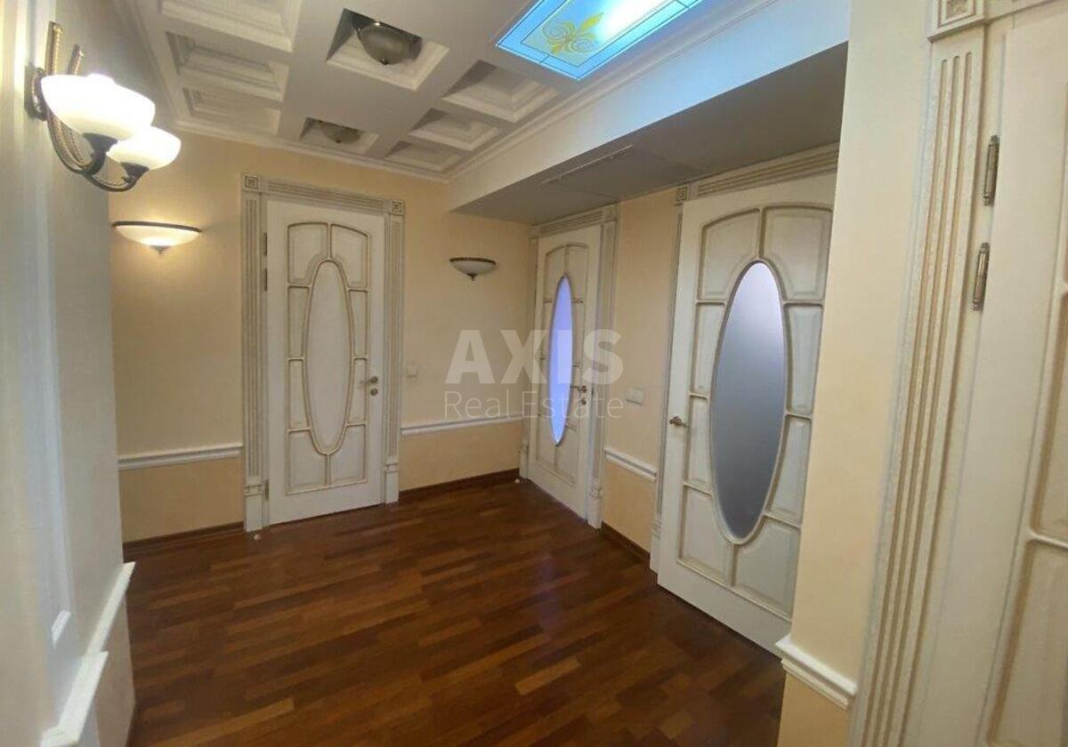 3k apartment vul. Vyshgorods'ka 45/29