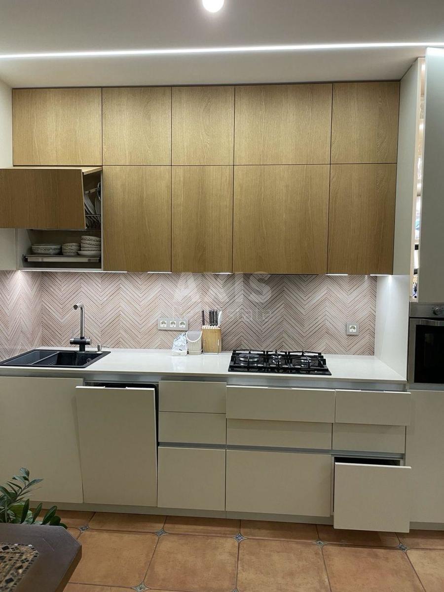 4k apartment vul. Velyka Vasyl'kivs'ka 42