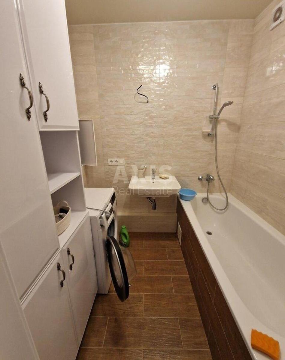 2k apartment vul. Dragomanova 104