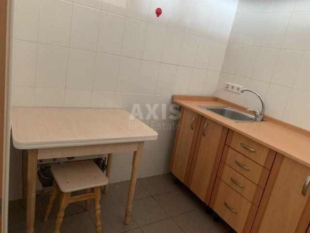 Office vul. Zhyljans'ka 59, 65m29