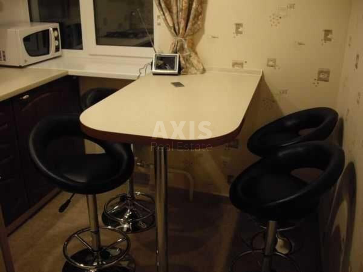 2k apartment vul. Fedorova Ivana 14