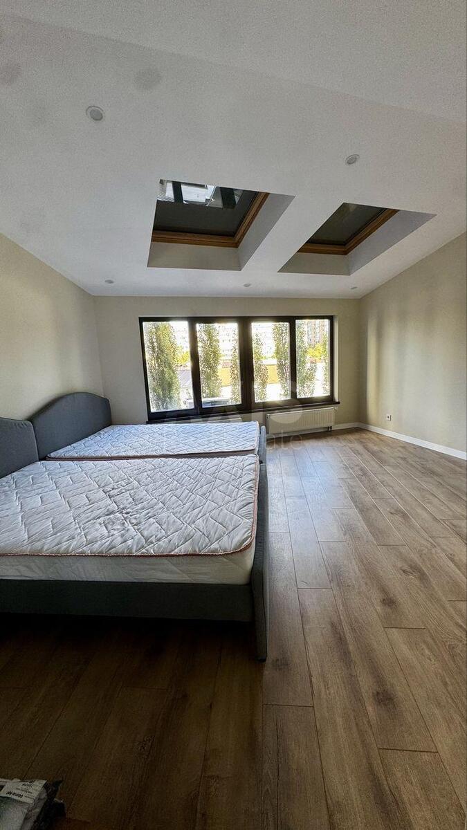 3k apartment vul. Jevgena Konoval'cja 32Б5969010