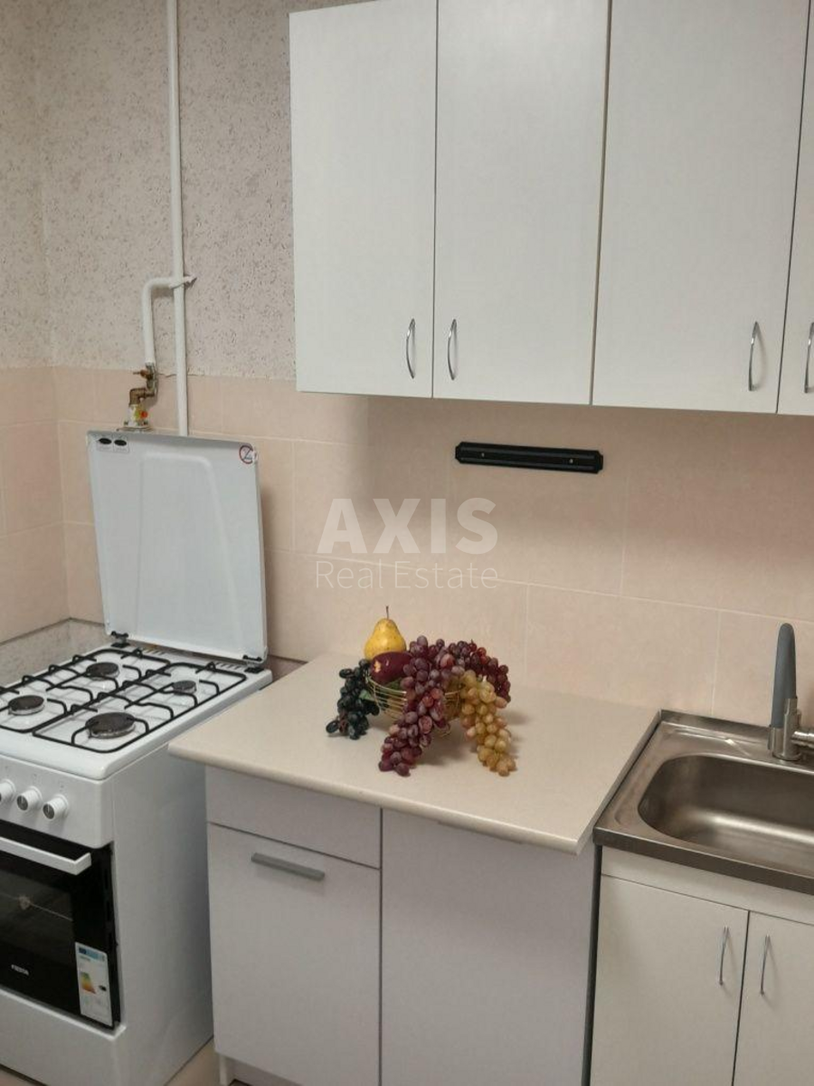 2k apartment vul. Gradyns'ka 7