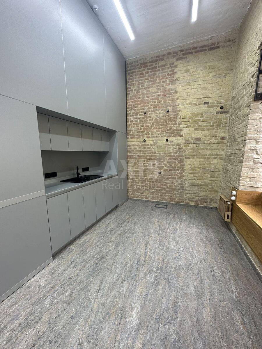 Office vul. Velyka Vasyl'kivs'ka 13/1, 420m2598403