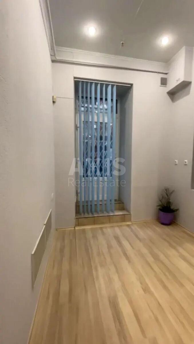 Trade object vul. Basejna 3А, 30m2599651
