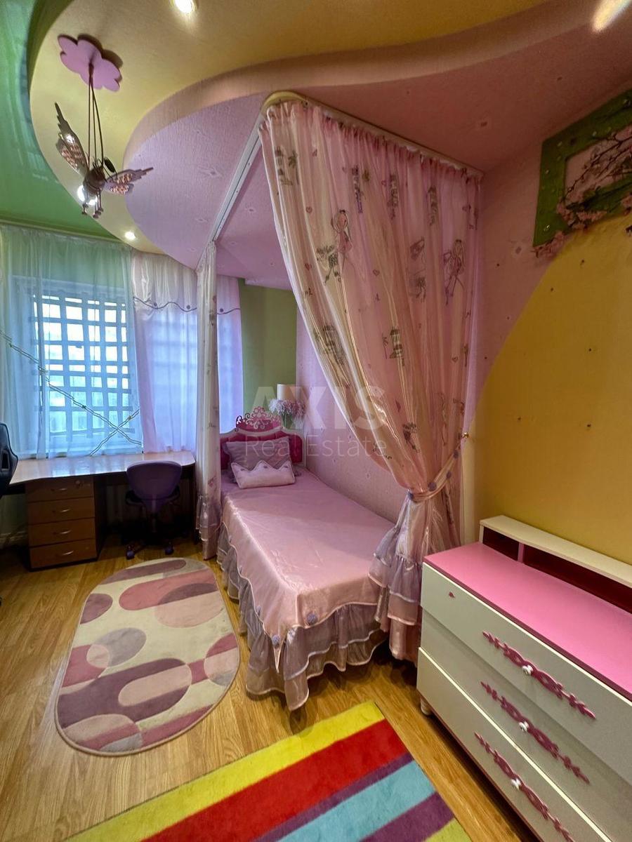 3k apartment vul. Jablons'koi' Tetjany 64