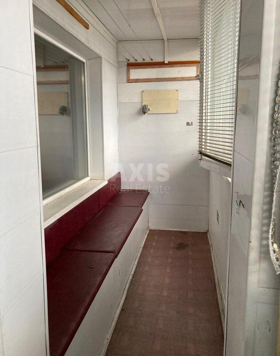 2k apartment vul. Jordans'ka 2Б4