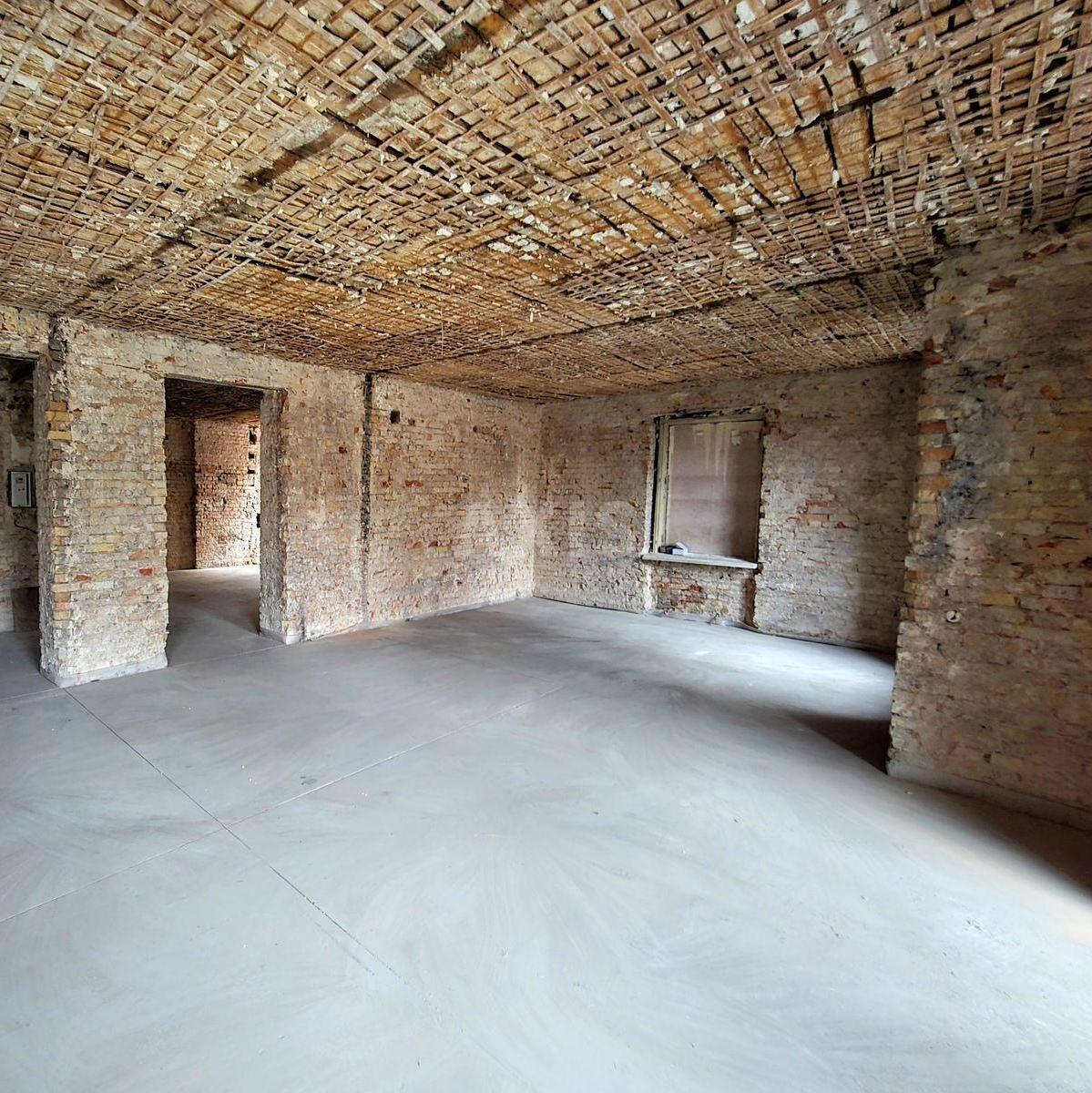 Trade object vul. Shovkovychna 38, 110m22