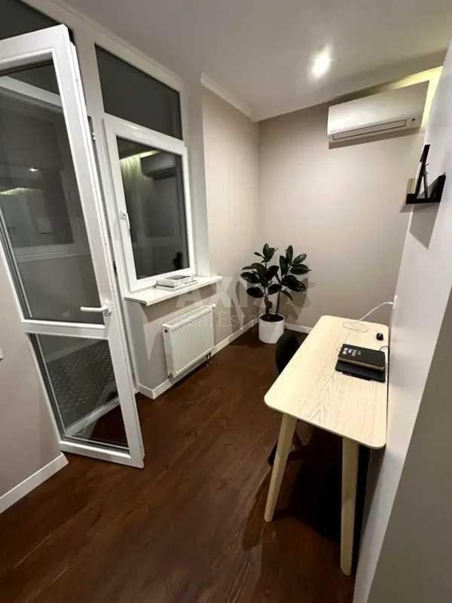 3k apartment vul. Kablukova 234