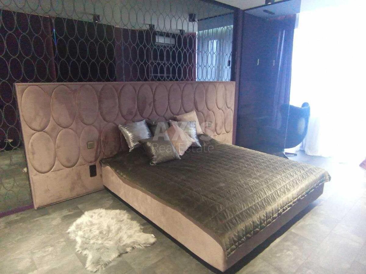 2k apartment vul. Saksagans'kogo 37К5