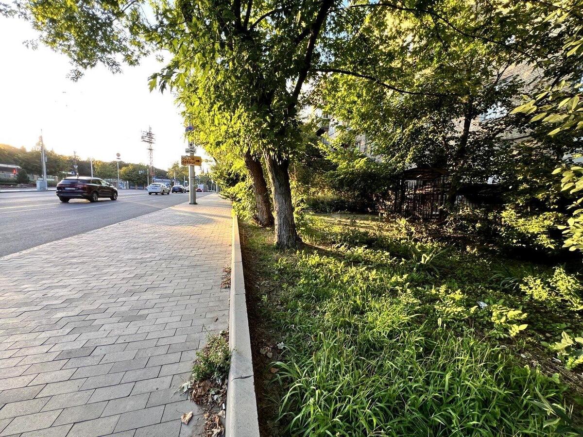 Office vul. Kyrylivs'ka 116А, 60m26119710