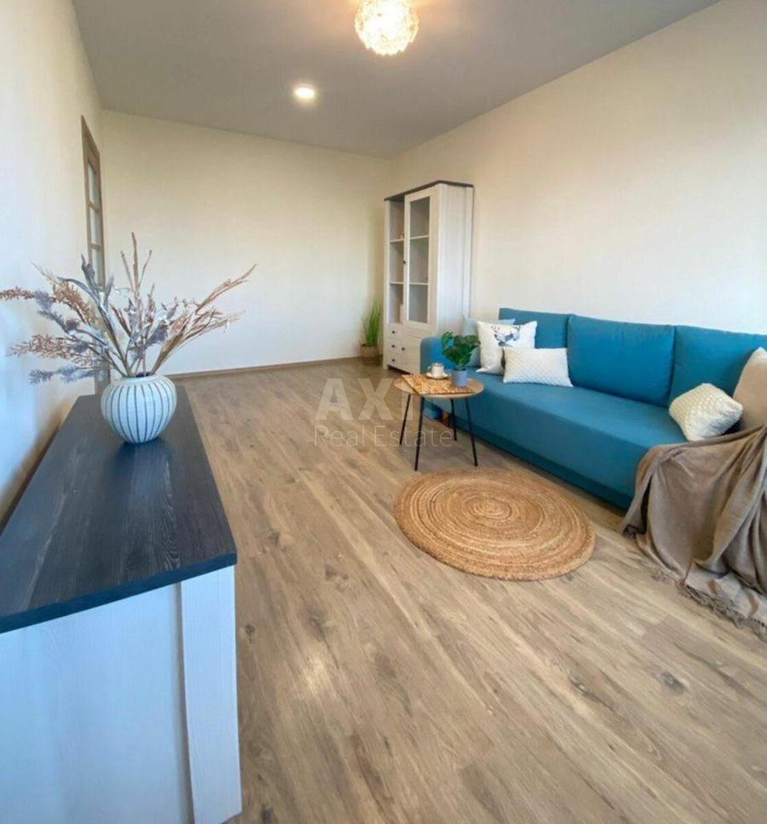 1k apartment vul. Yulia Zdanovska 81Б3