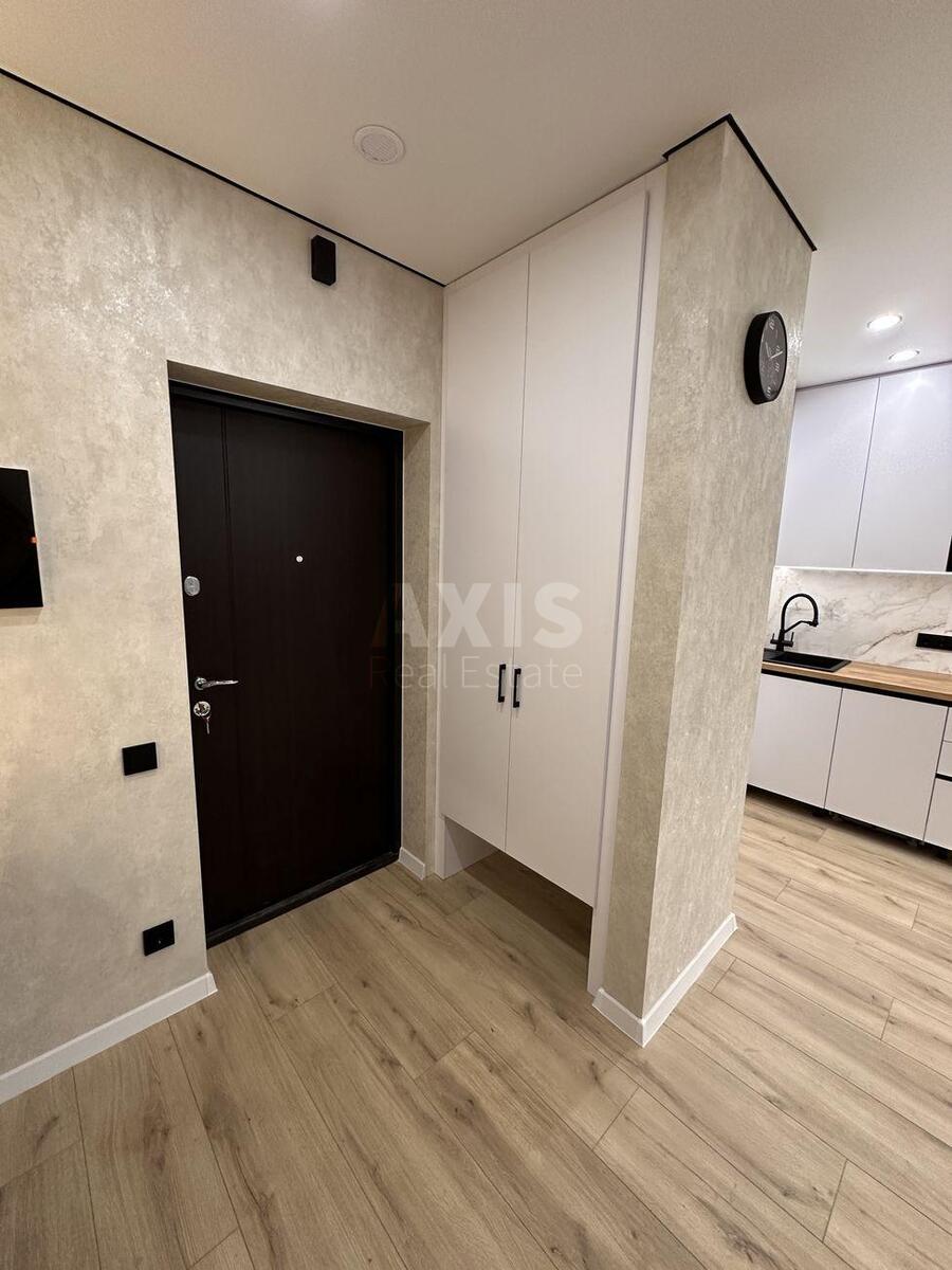 1k apartment vul. Rodyny Kristeriv 167
