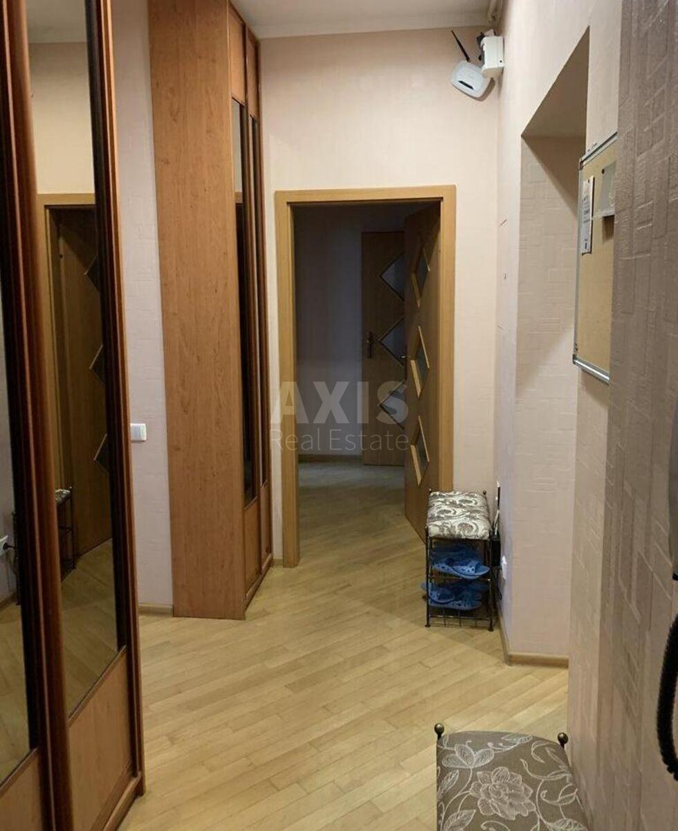 Office vul. Bogomol'cja Akademika 7/14, 53m2573947