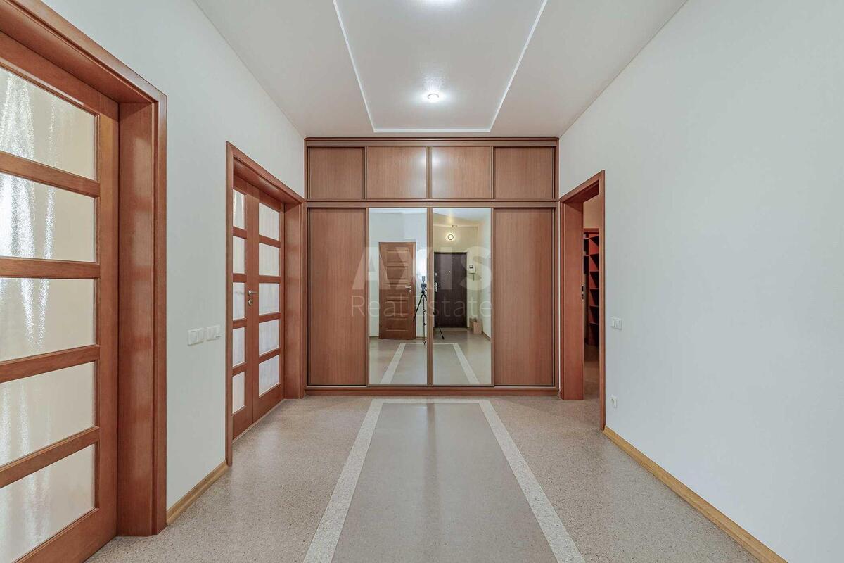 3k apartment vul. Predslavyns'ka 31/1111