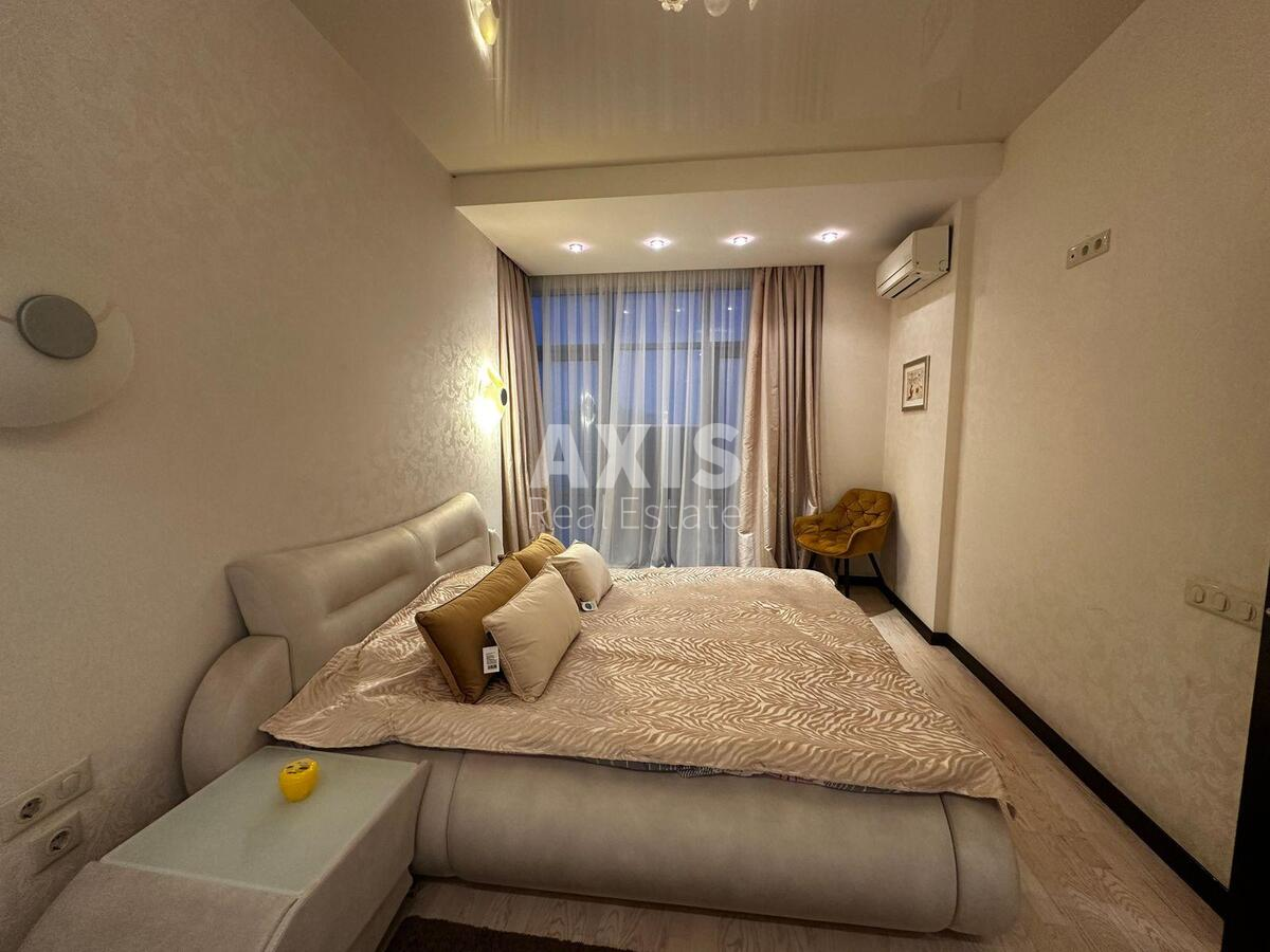 2k apartment vul. Mel'nykova 18Б576968