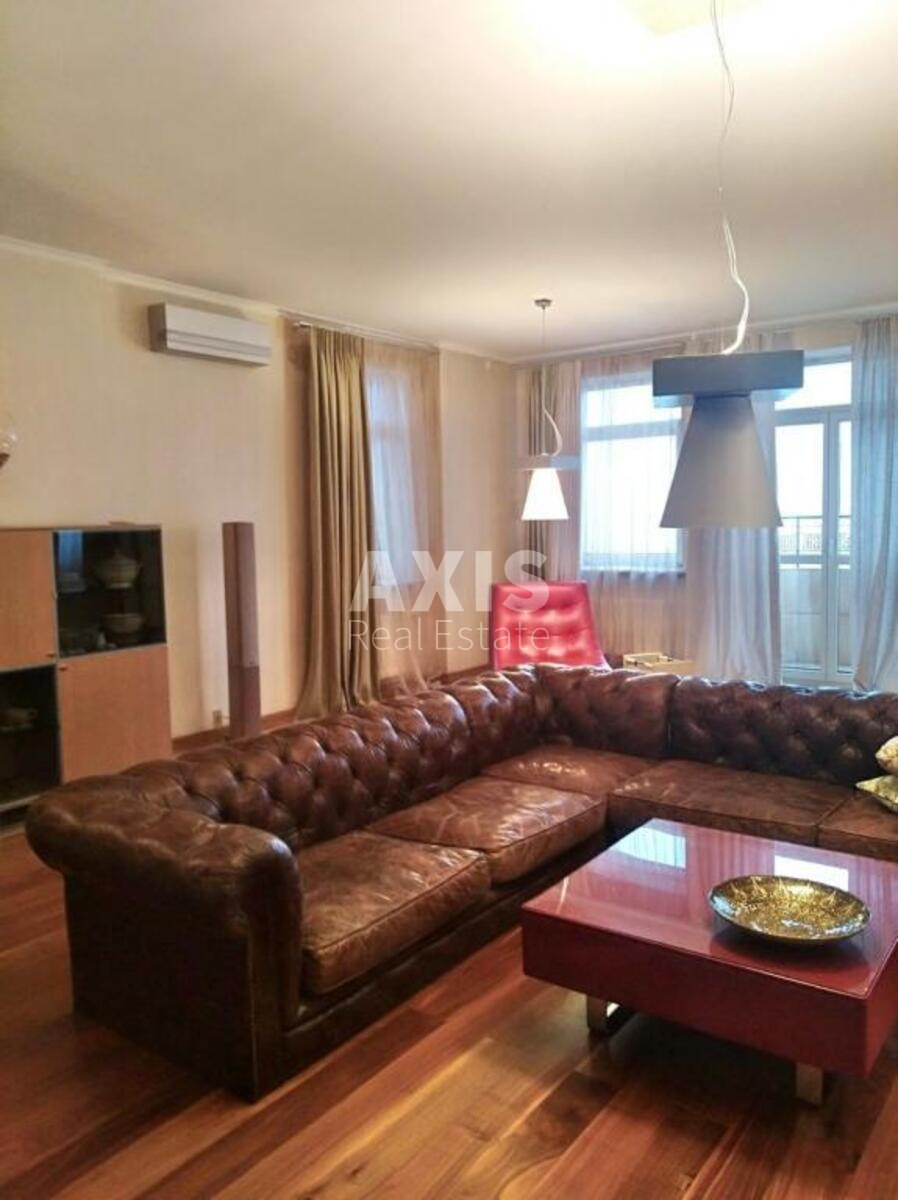 3k apartment vul. Mazepy Ivana 12А