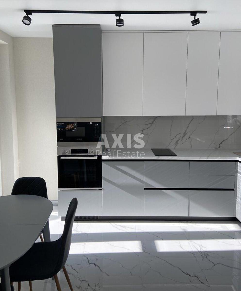 2k apartment nab. Dniprovs'ka 18