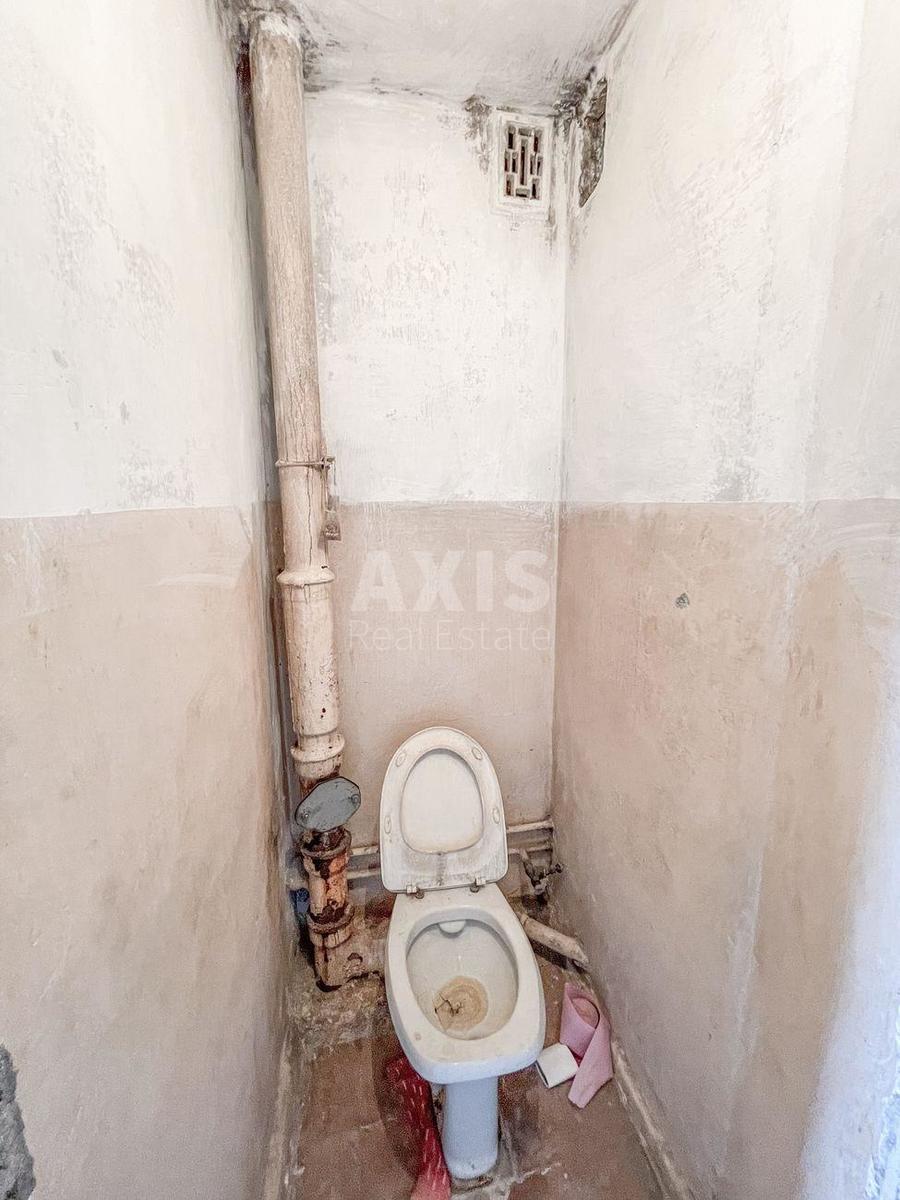 2k apartment vul. Bal'zaka Onore de 8В5