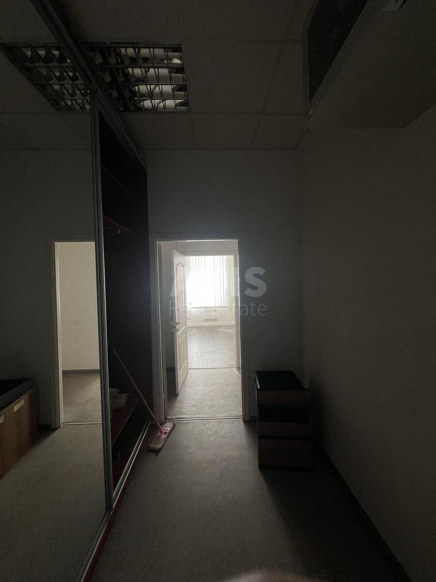 Office vul. Jaroslaviv Val 38, 117m2585317