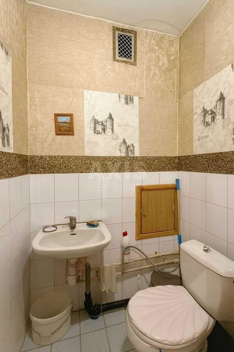 3k apartment vul. Vyshnjakivs'ka 9628995