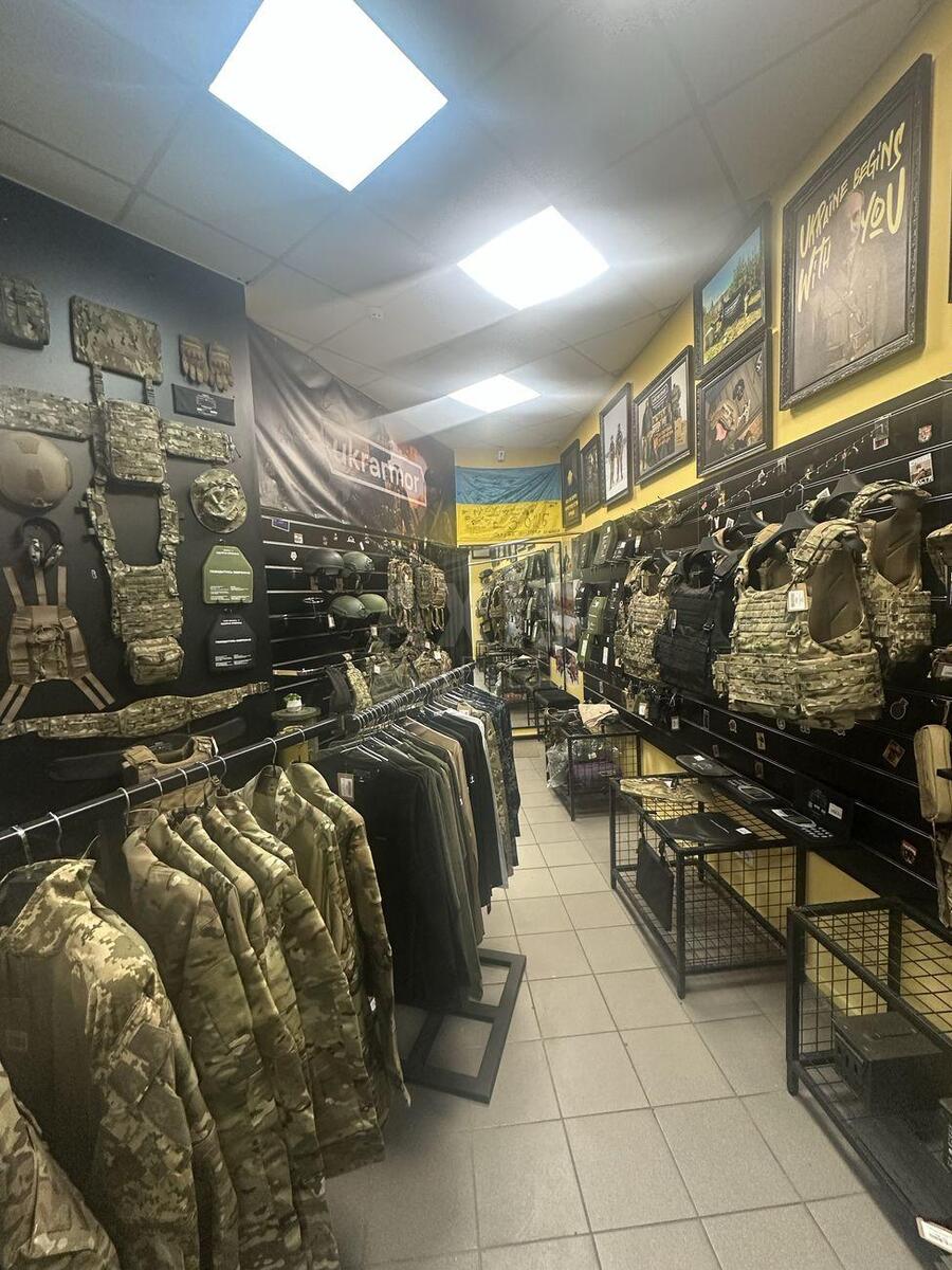 Объект торговли ул. Окипной Раисы 8, 97м22