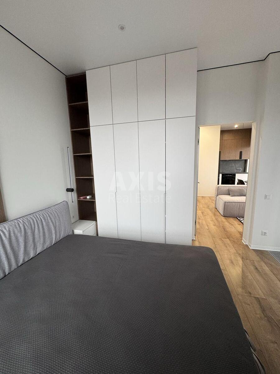 2k apartment vul. Hohlovyh Sim'i' 83