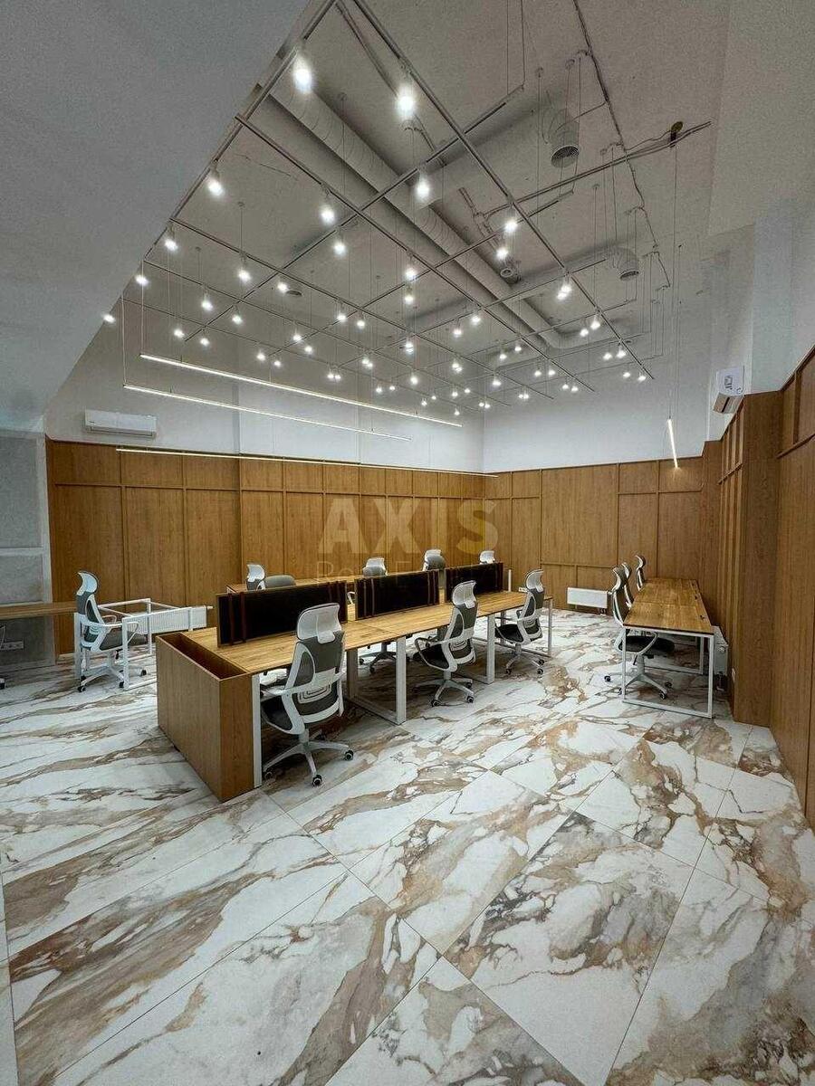 Офис ул. Бусловская 12, 300м263130